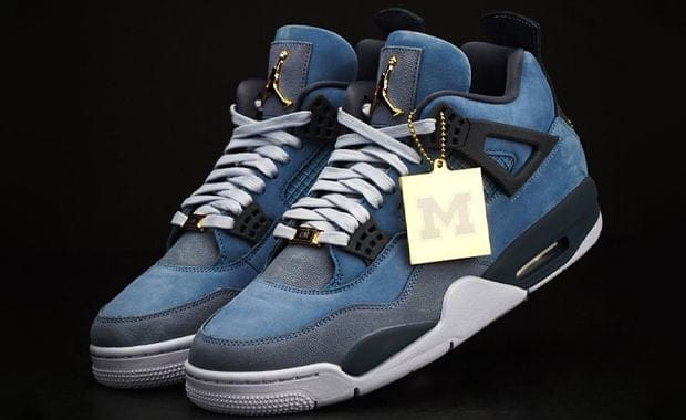 Air Jordan 4 Retro Michigan PE